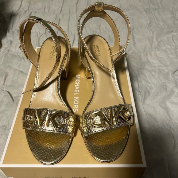 Michael Kors Shimmering Gold Heels - Picture 1 of 9